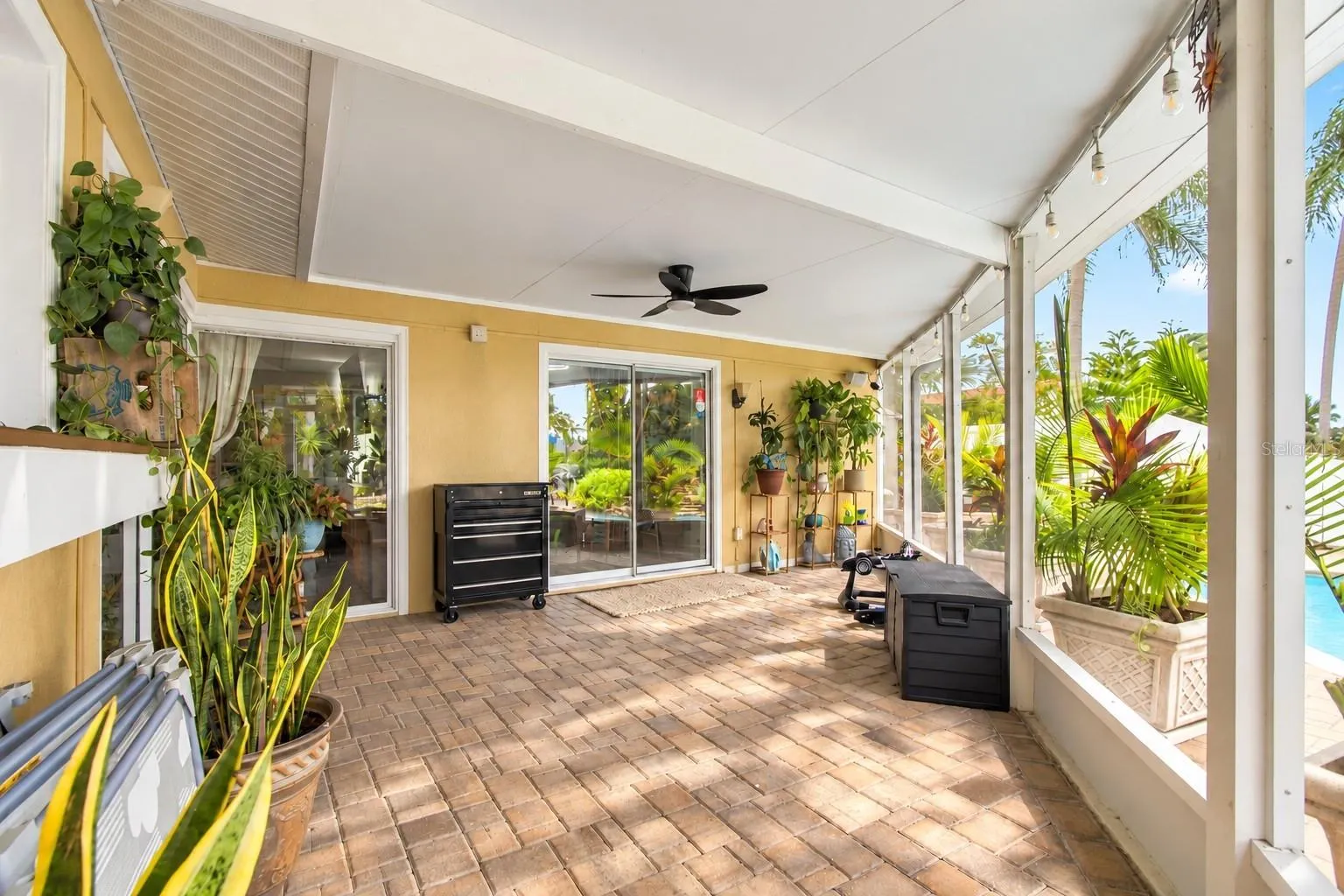 5110 CRESTMORE CT