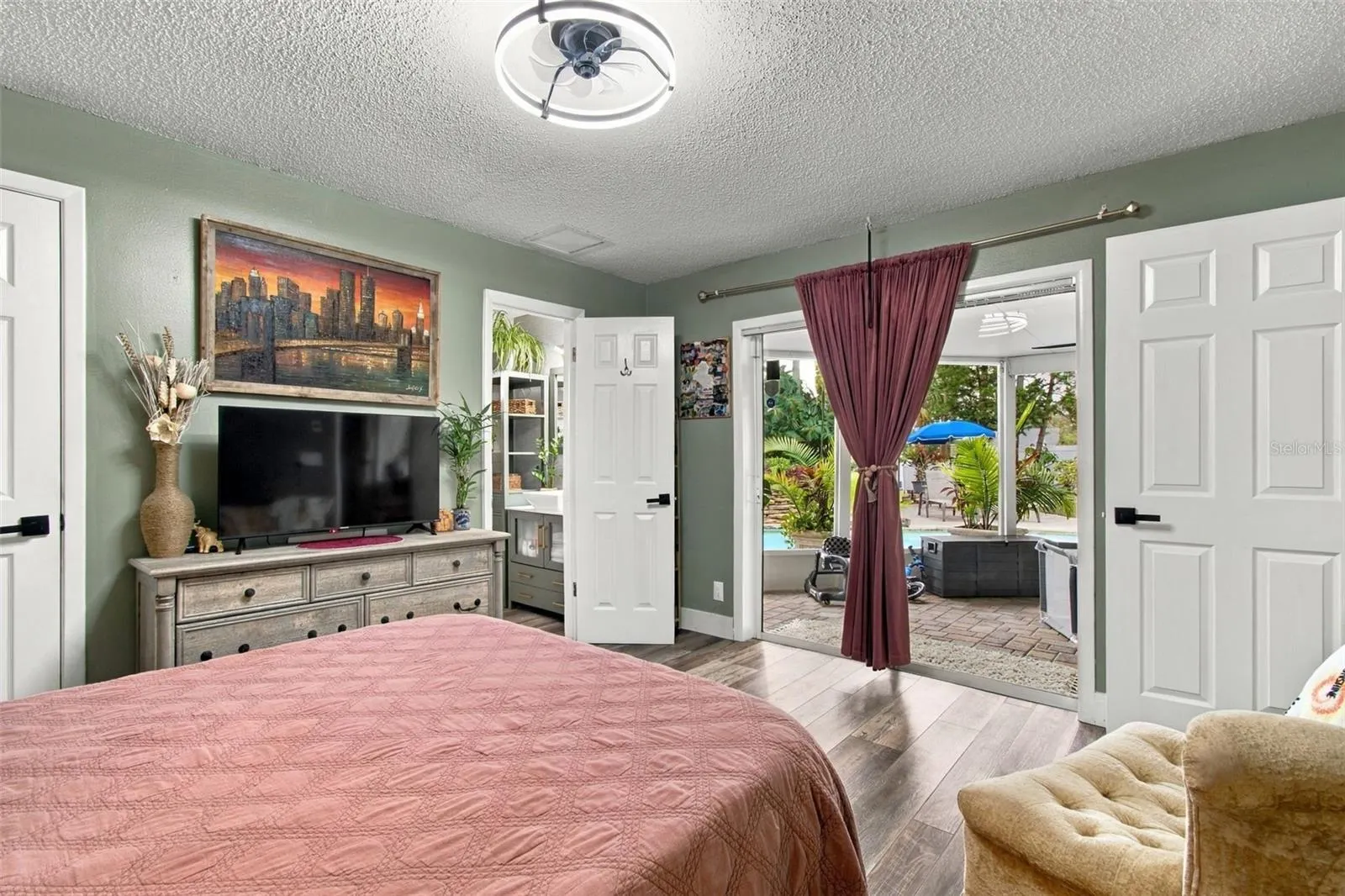 5110 CRESTMORE CT