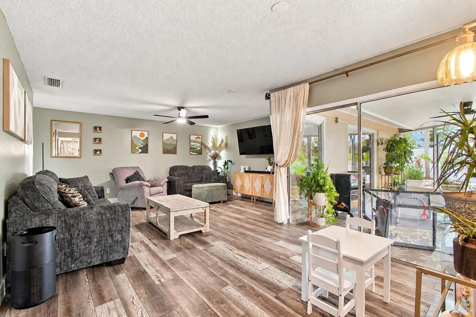 5110 CRESTMORE CT