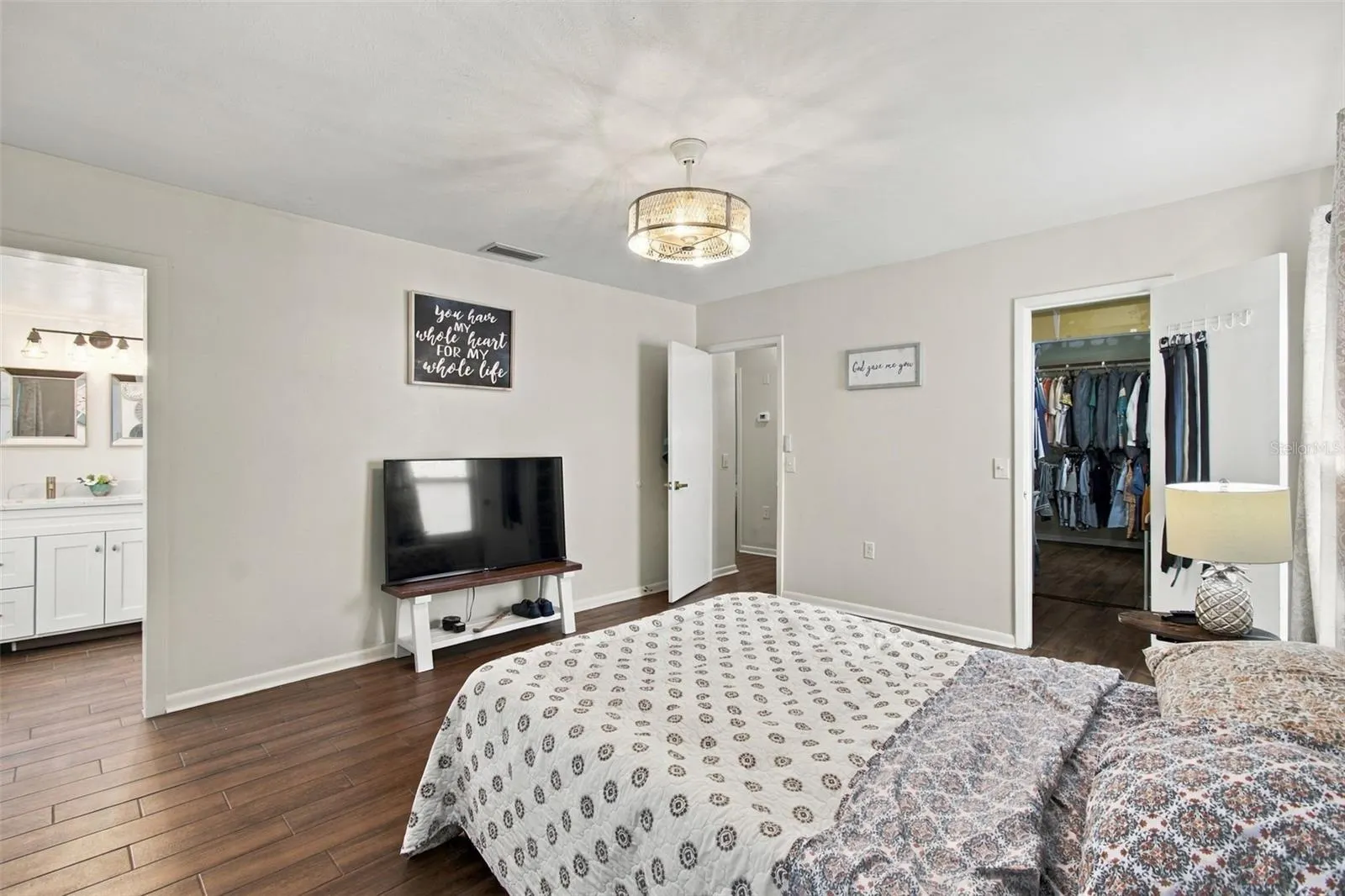 1103 RIDGEFIELD DR