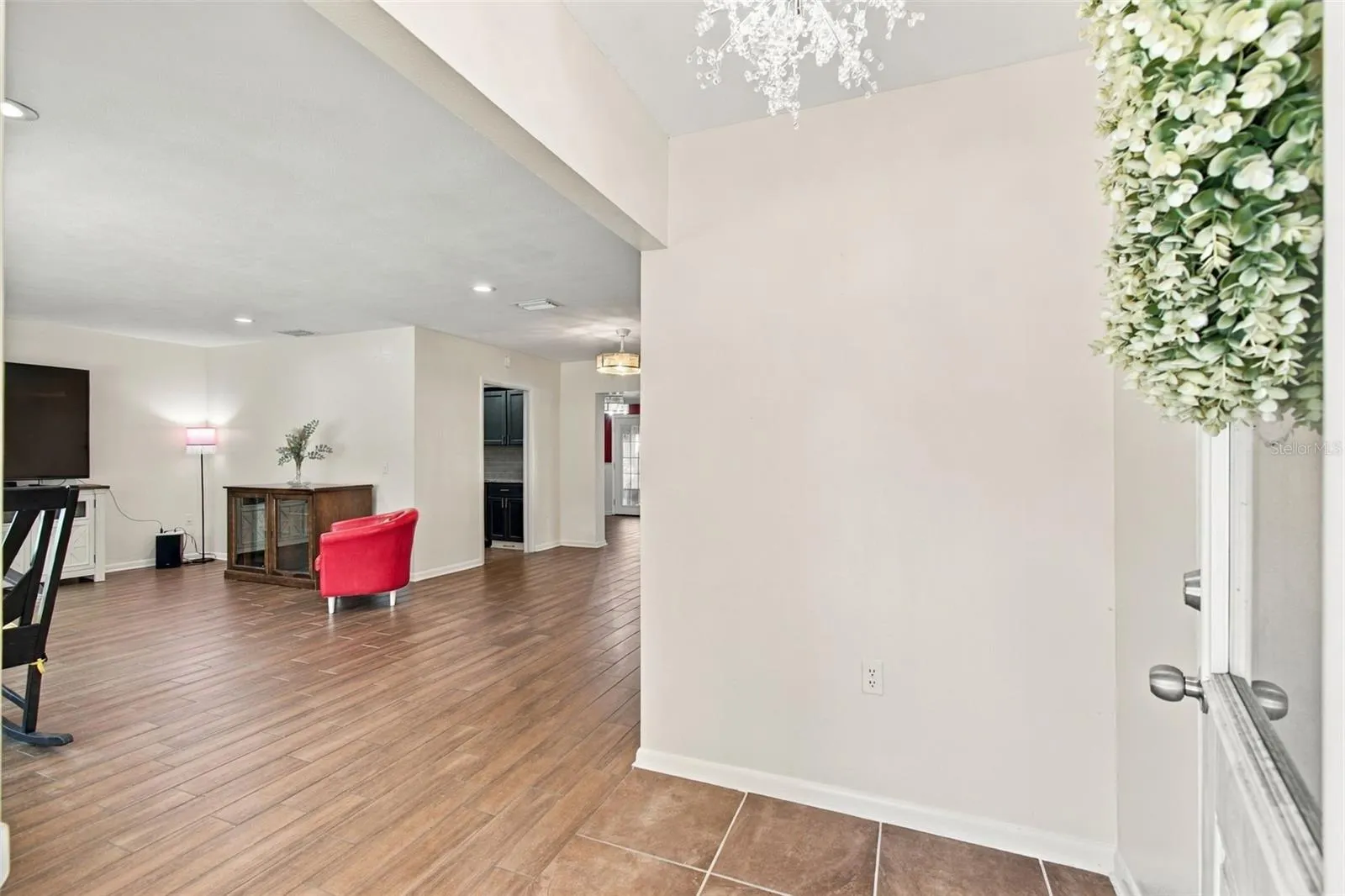 1103 RIDGEFIELD DR