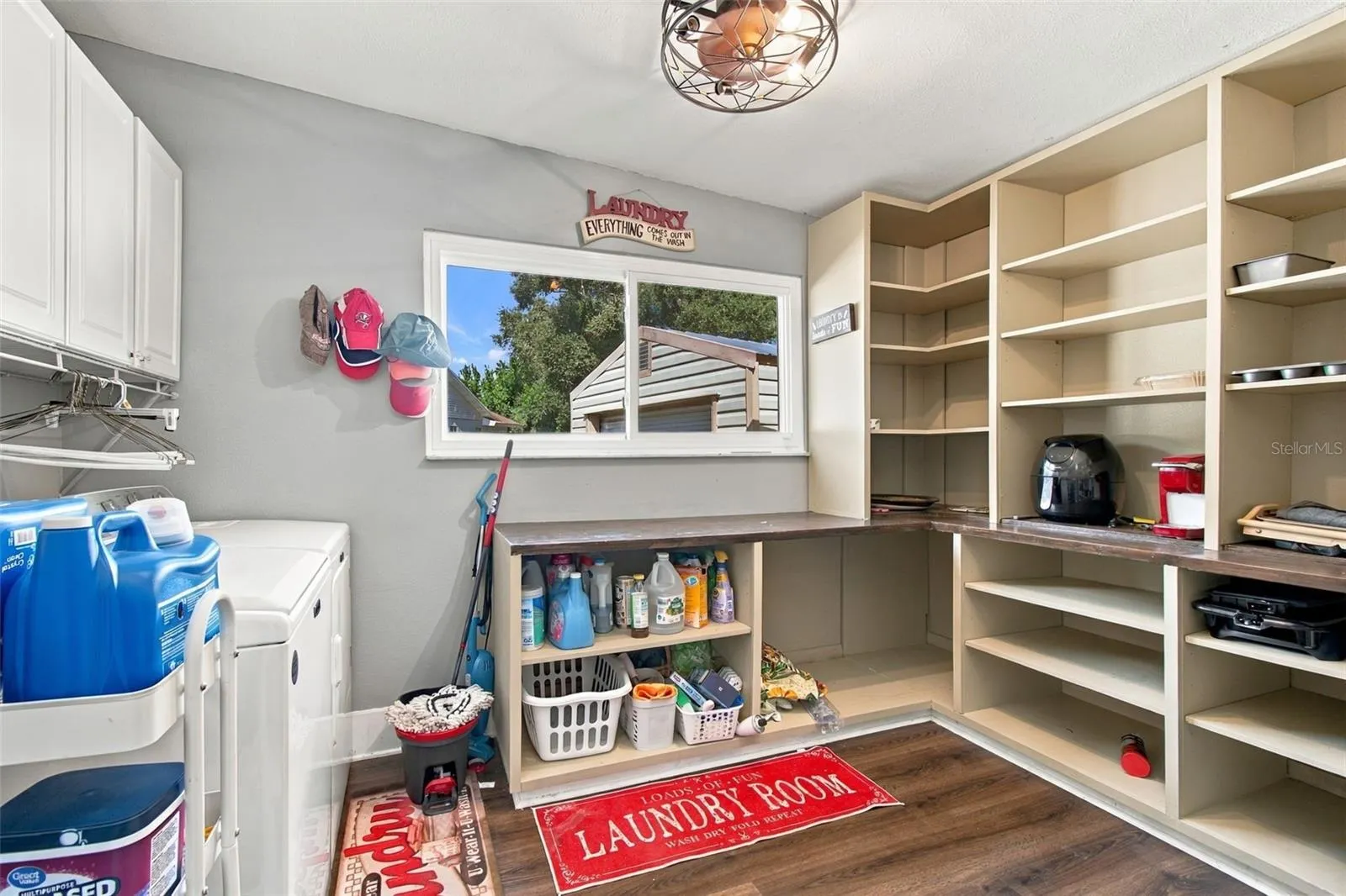 1103 RIDGEFIELD DR