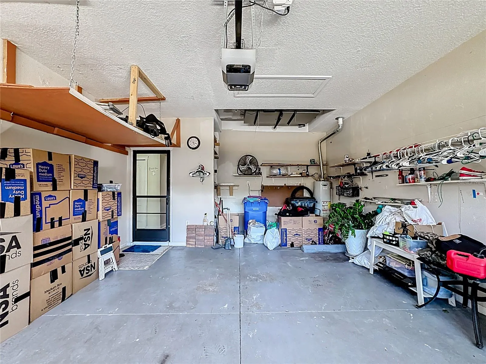 7526 SURREY PINES DR