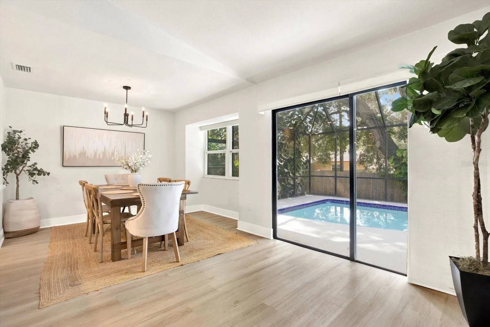 2248 CYPRESS POINT DR W
