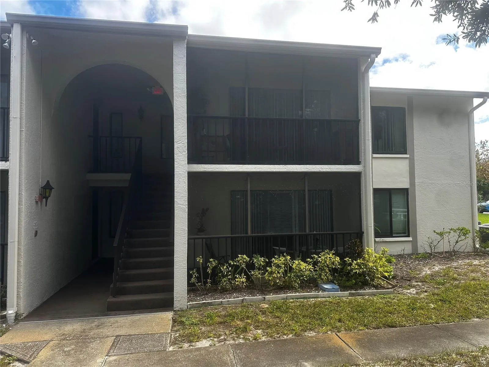 2600 PINE RIDGE WAY S #B2 #B2