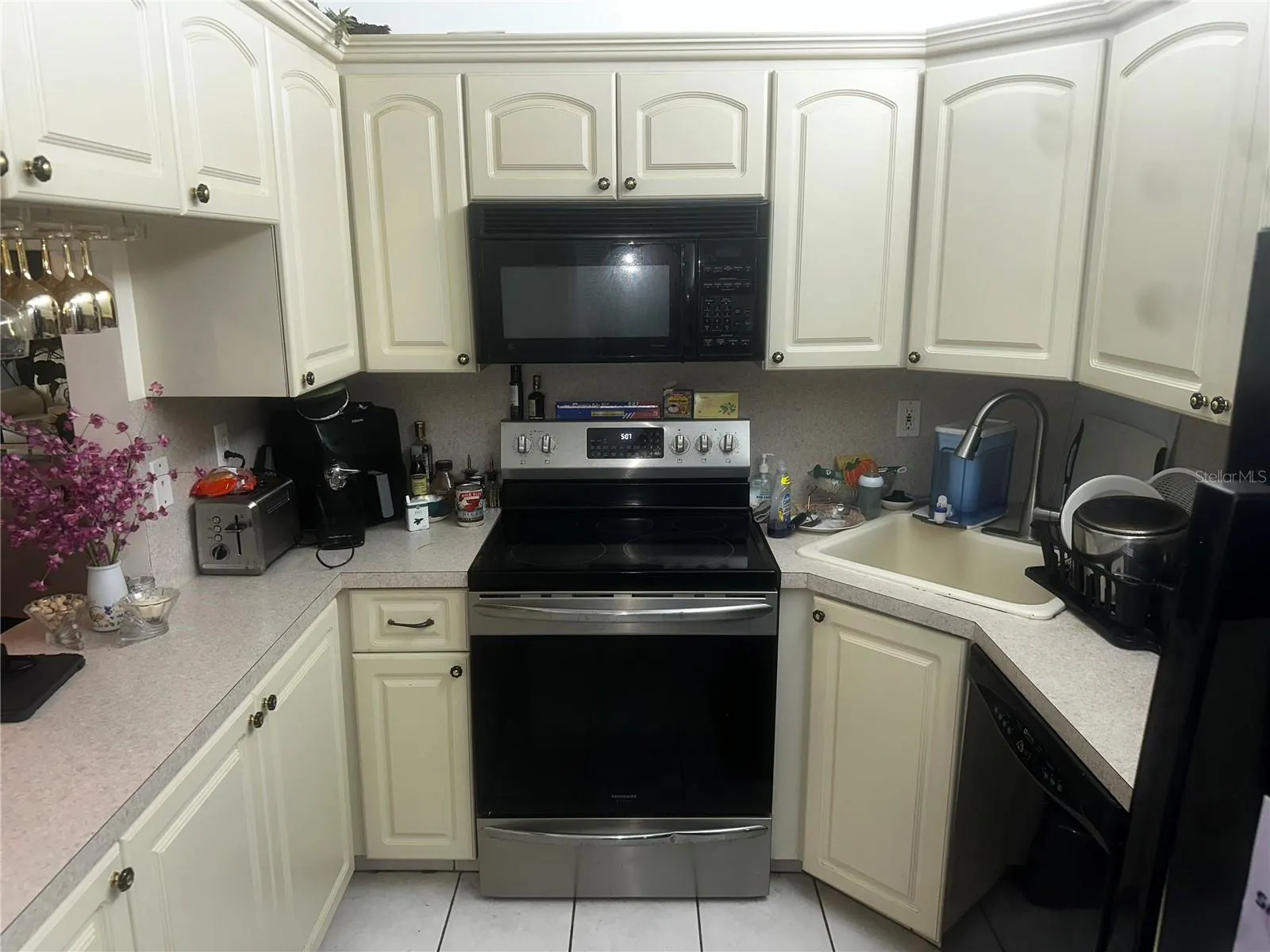 2600 PINE RIDGE WAY S #B2 #B2