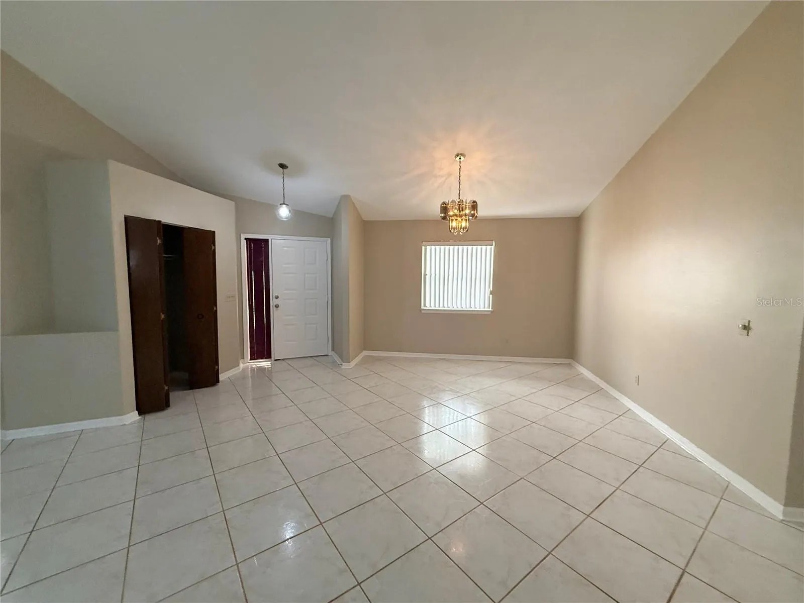 2281 SPRINGRAIN DR