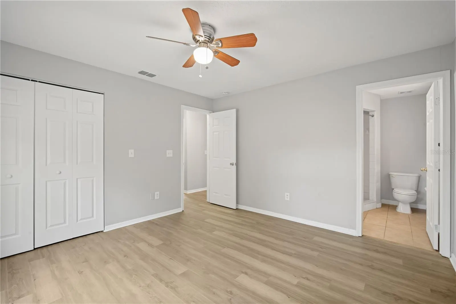1110 W NASSAU ST