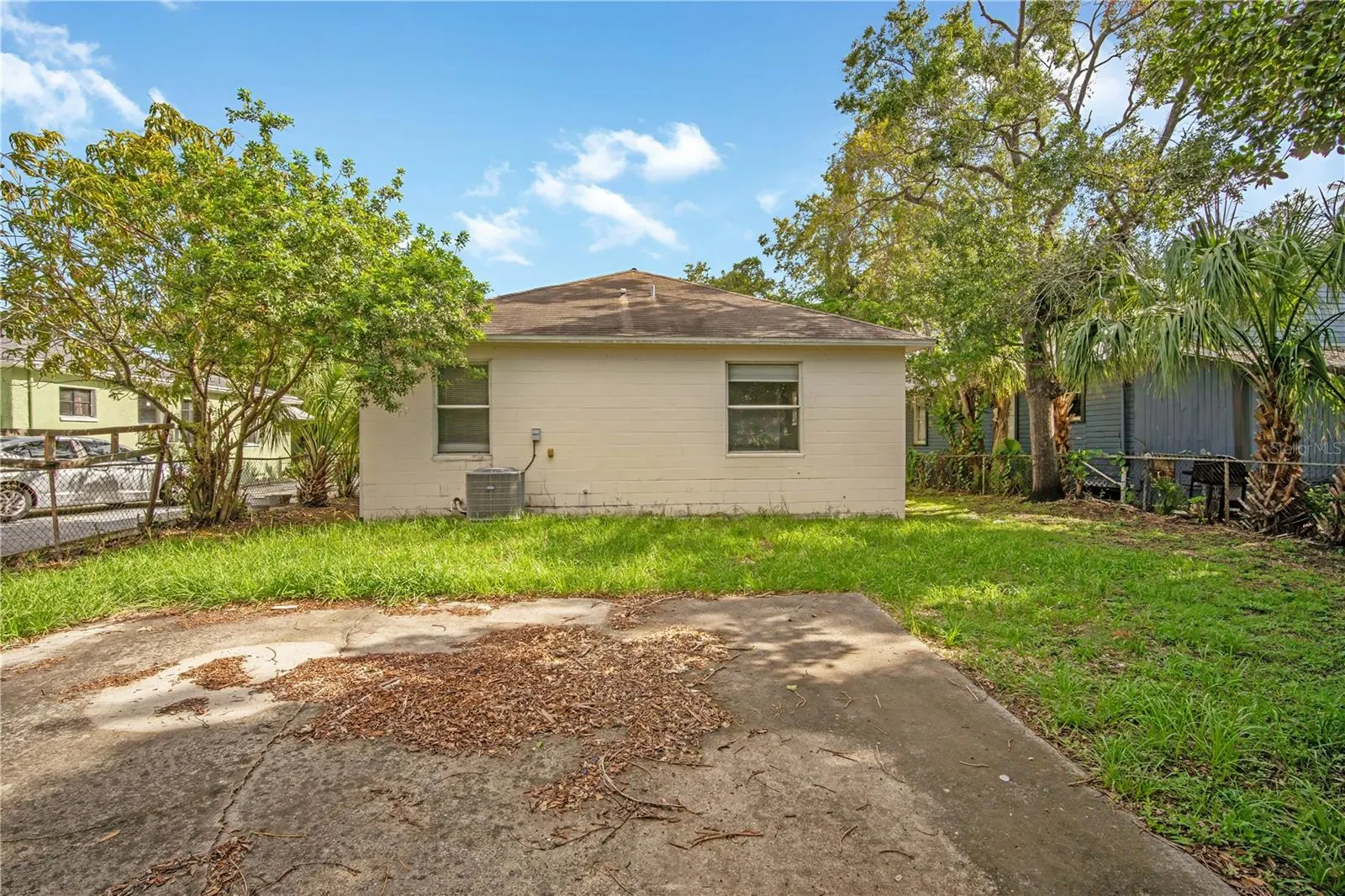 1110 W NASSAU ST