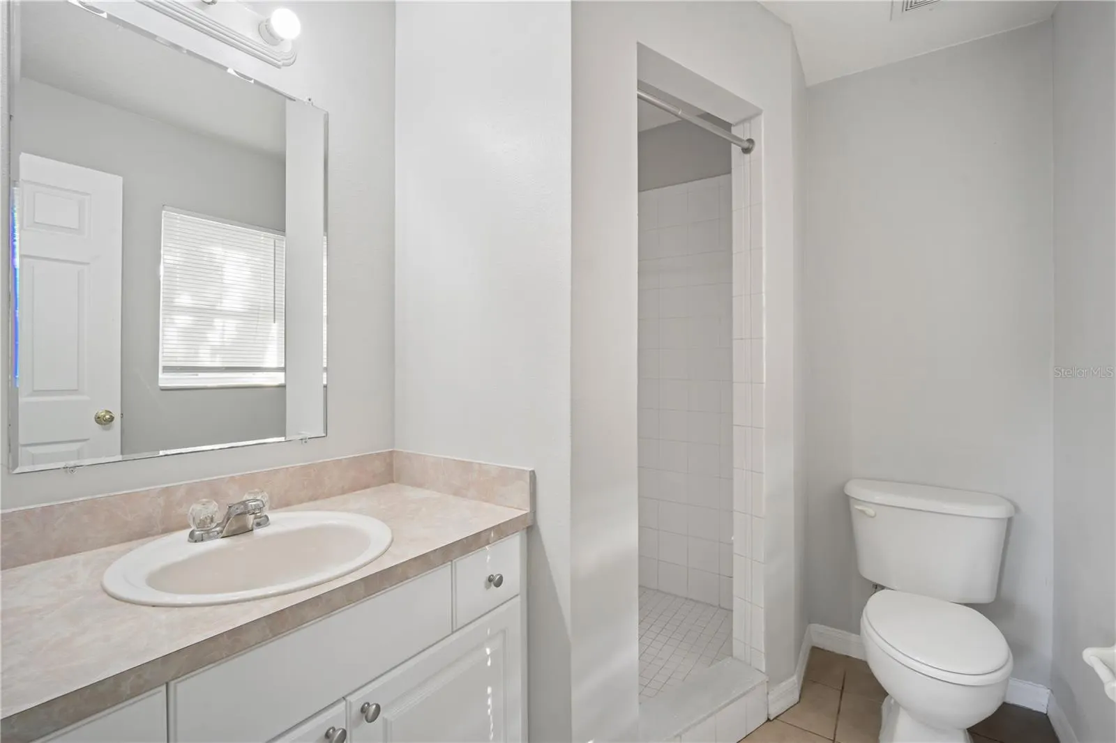 1110 W NASSAU ST