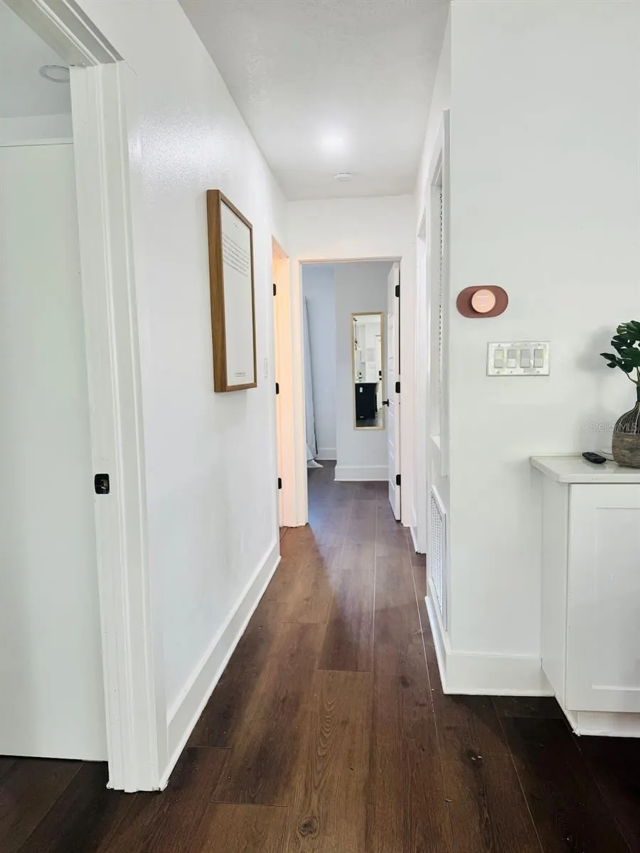 4211 S DREXEL AVE
