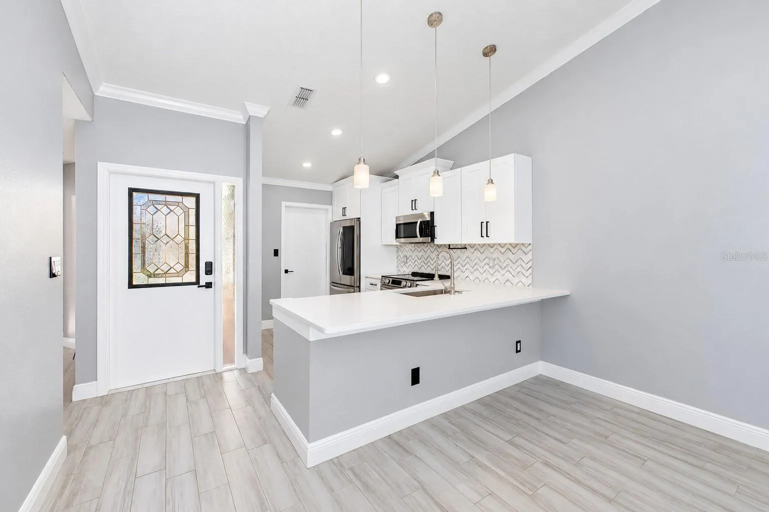 3277 HIBISCUS DR