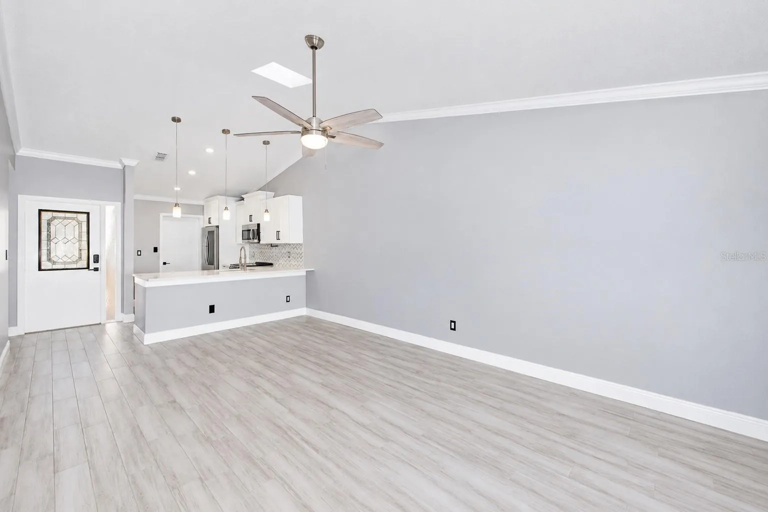 3277 HIBISCUS DR