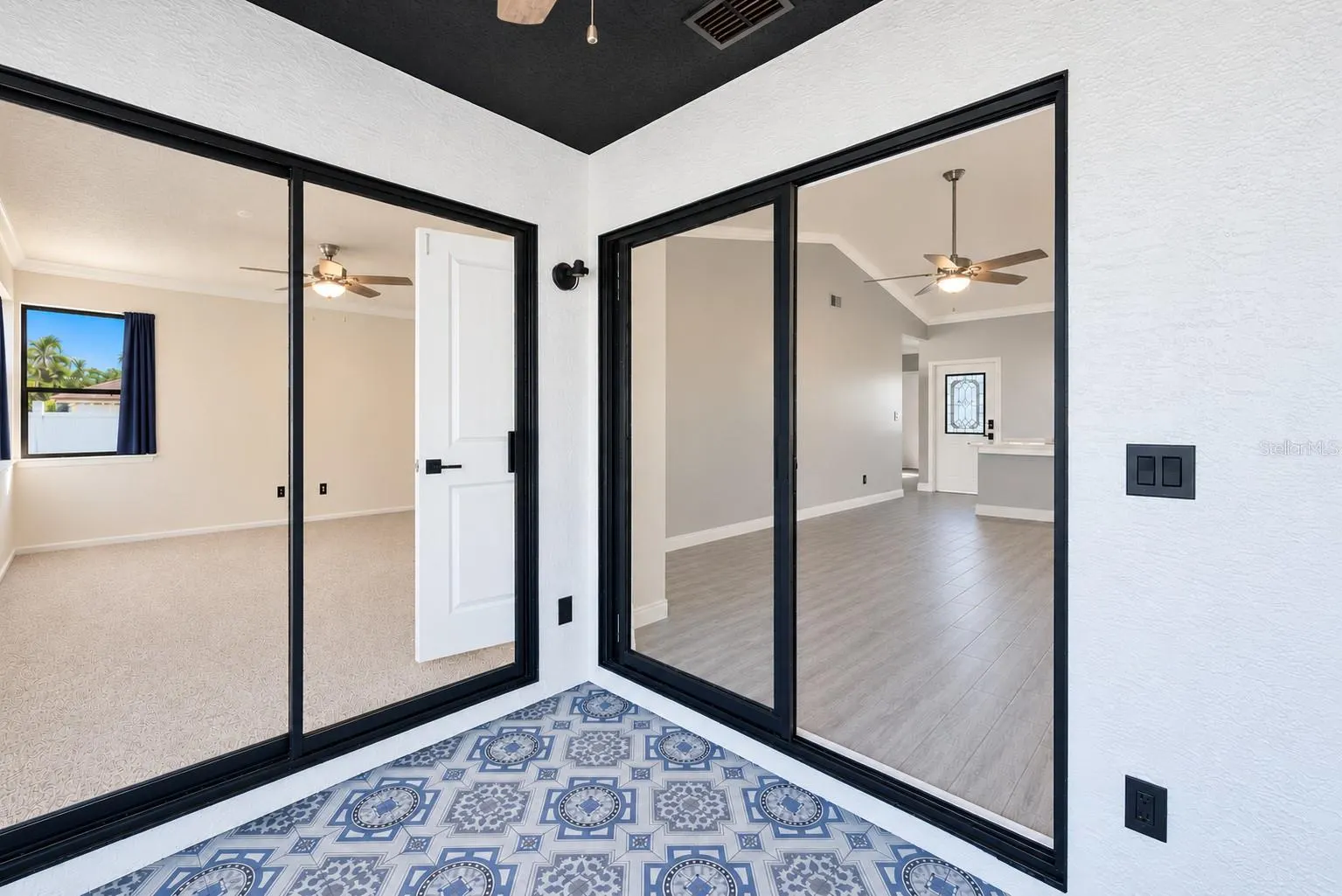 3277 HIBISCUS DR