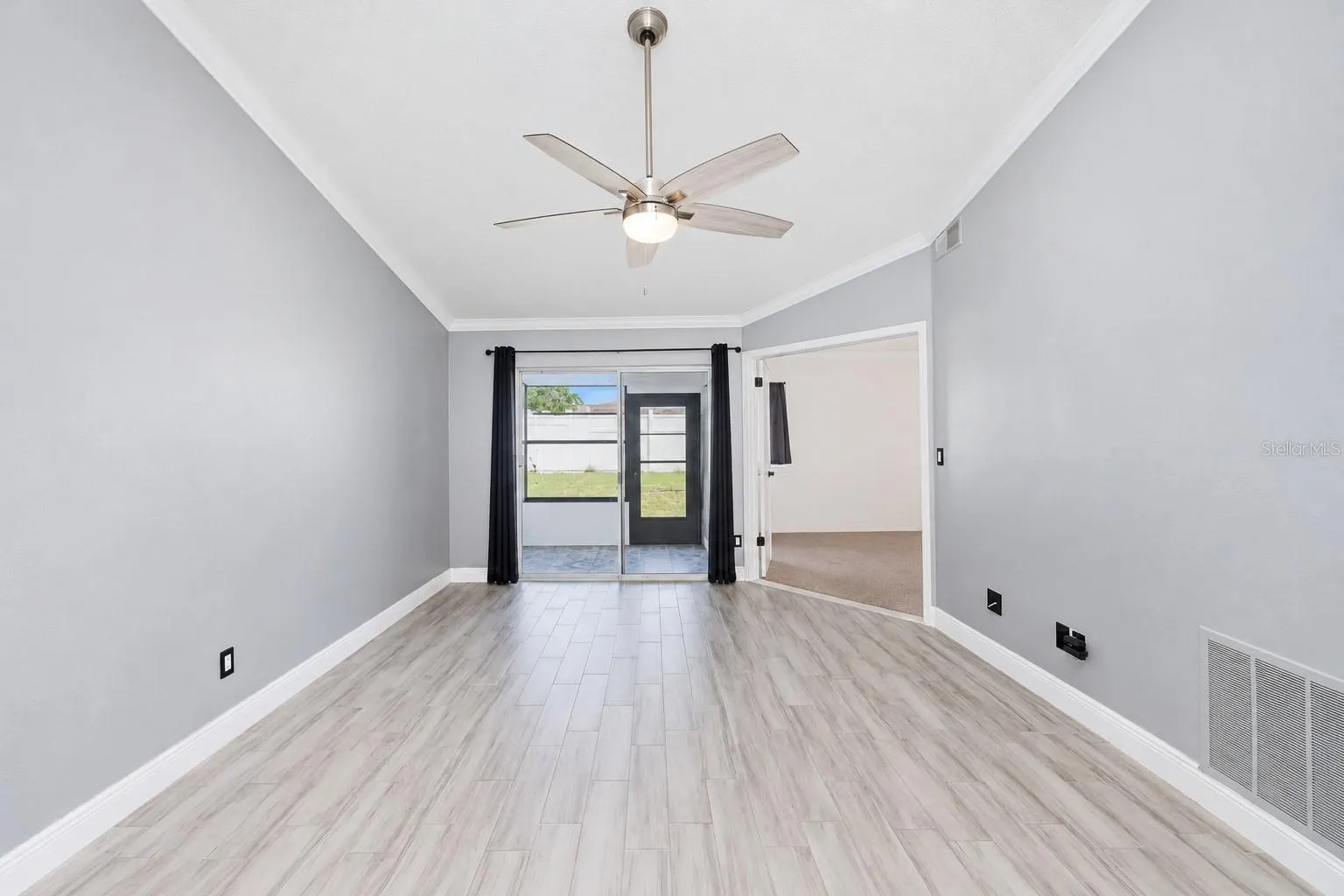 3277 HIBISCUS DR