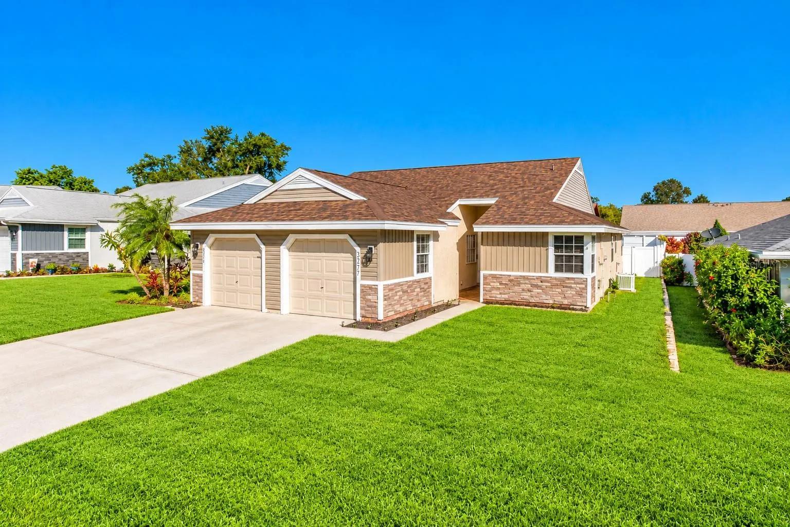 3277 HIBISCUS DR