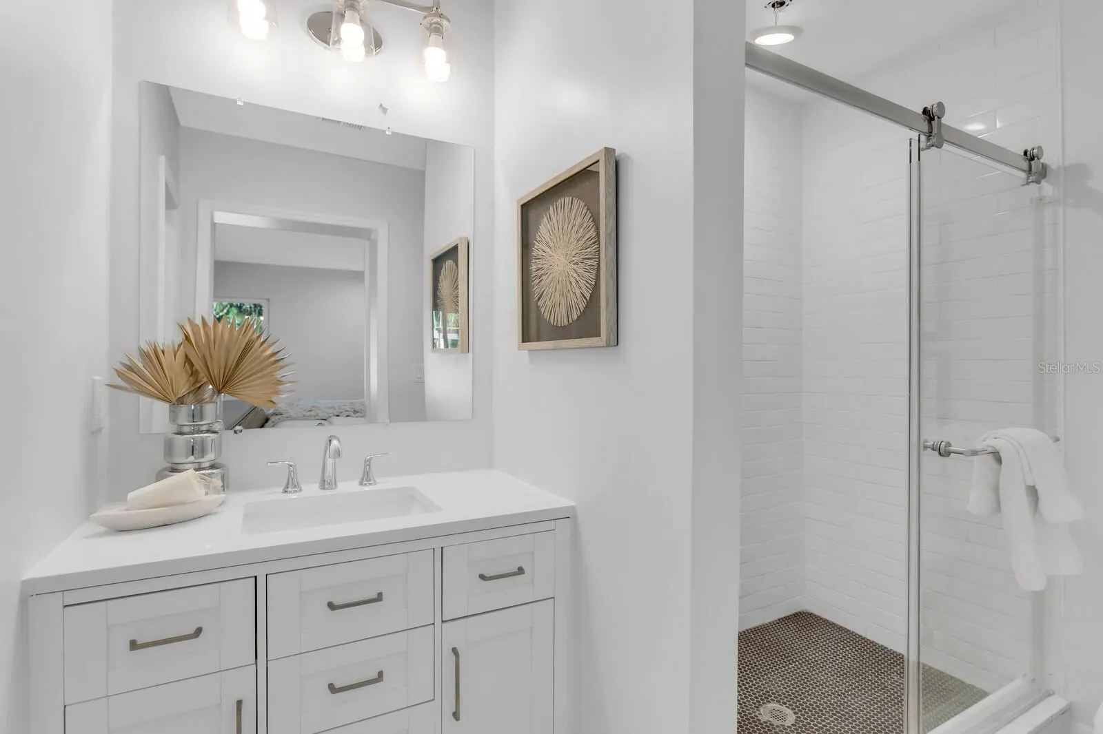 3935 W EDEN ROC CIR