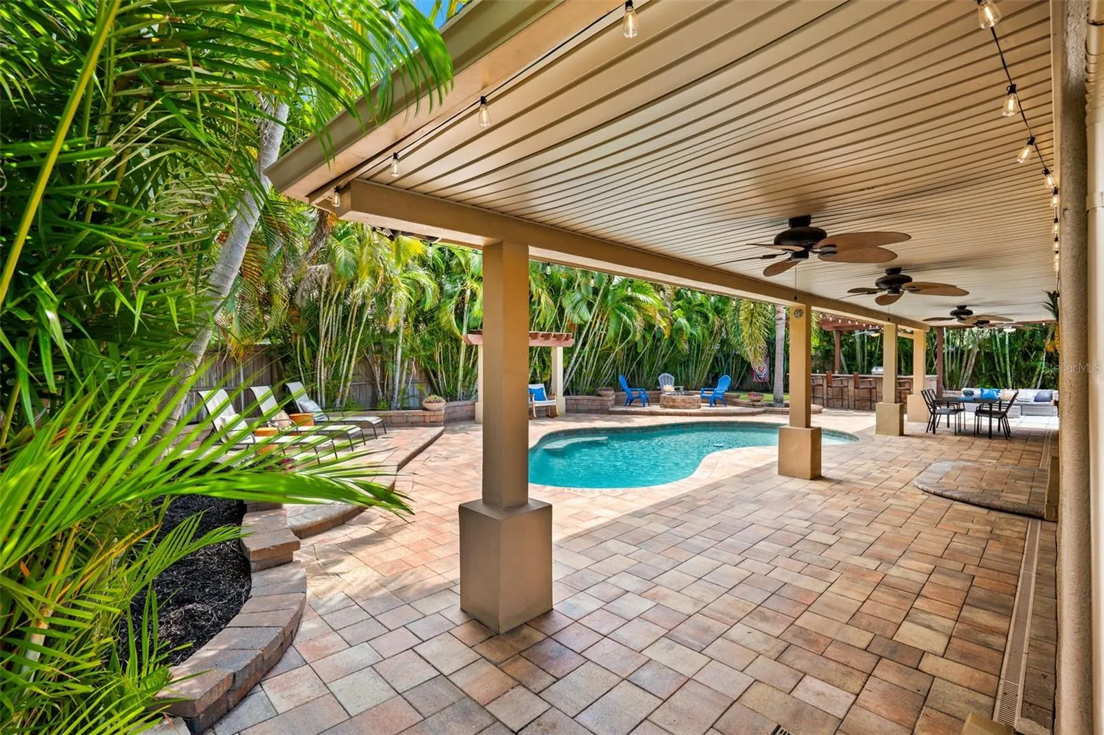 3935 W EDEN ROC CIR