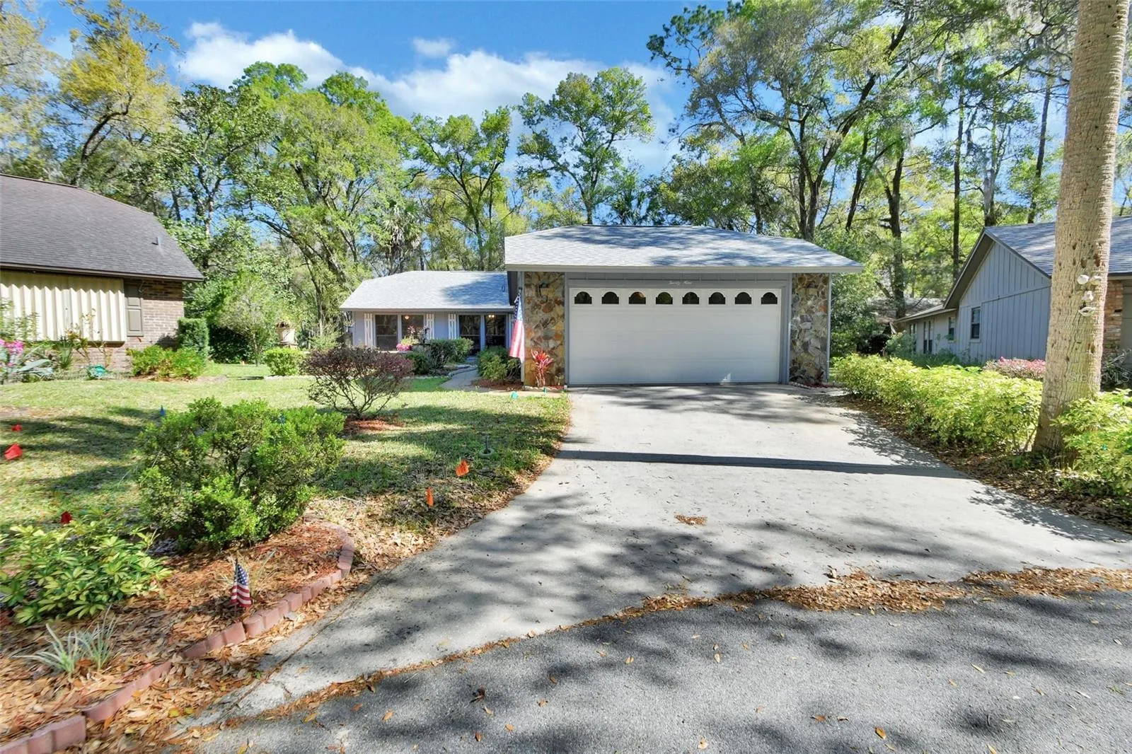 29 RAMBLEWOOD TRL