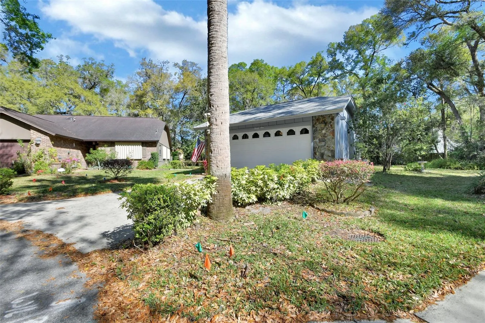 29 RAMBLEWOOD TRL
