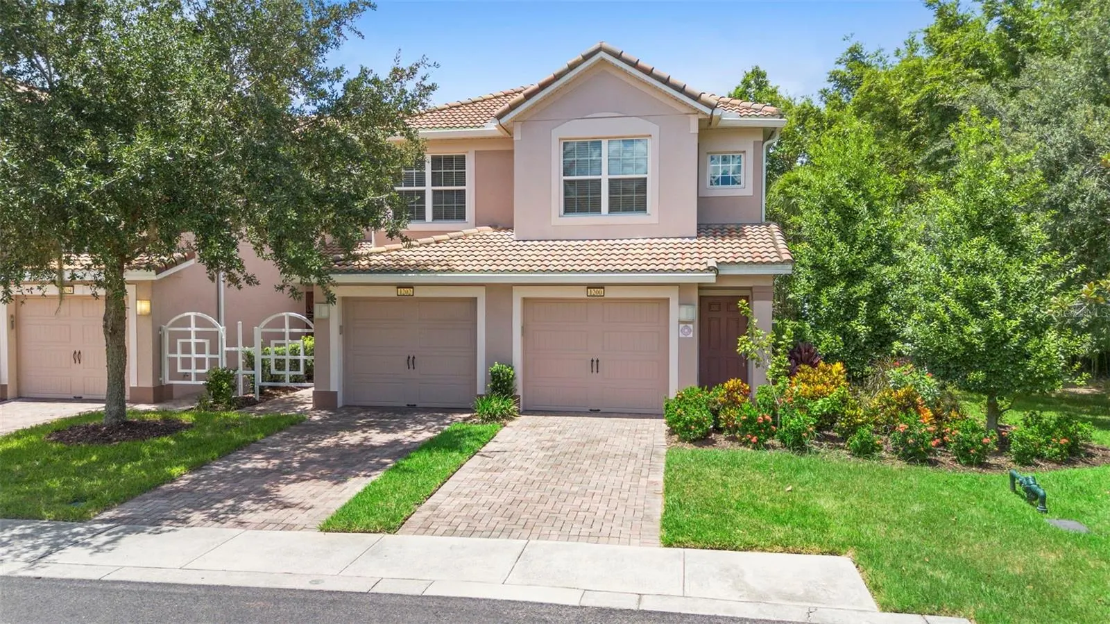 1200 BELLA ROSE CT