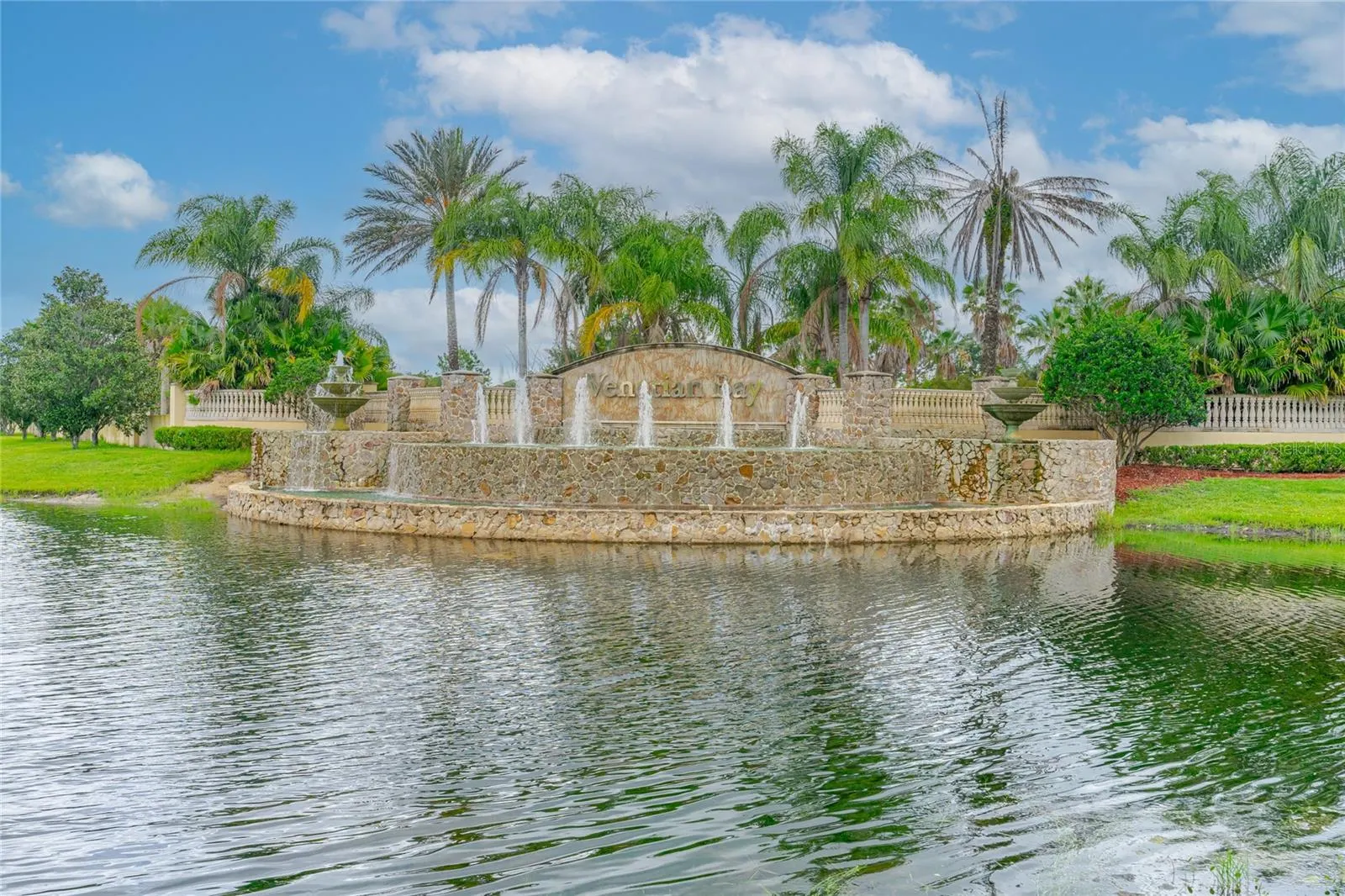 3511 SONESTA CT