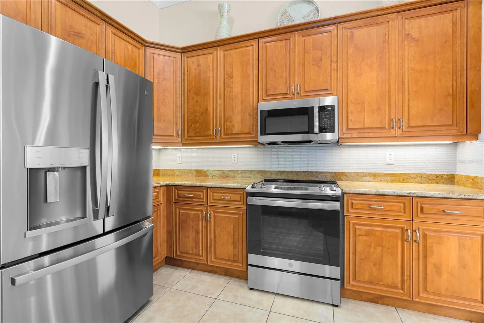 3511 SONESTA CT