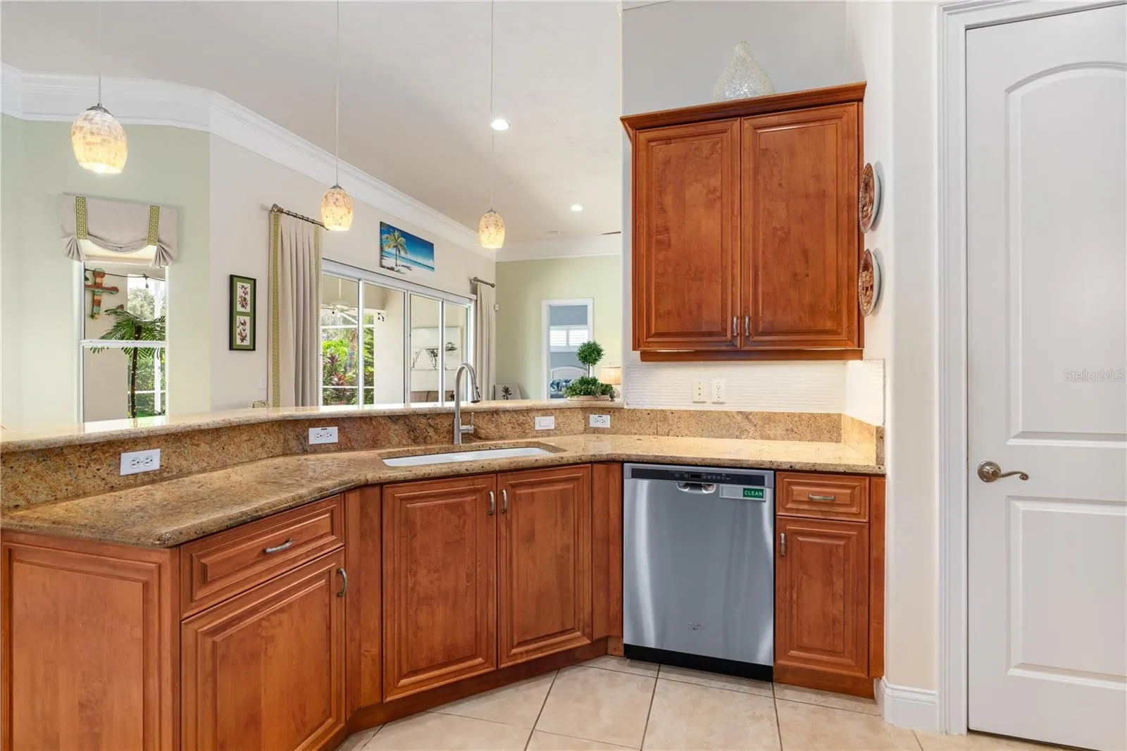 3511 SONESTA CT