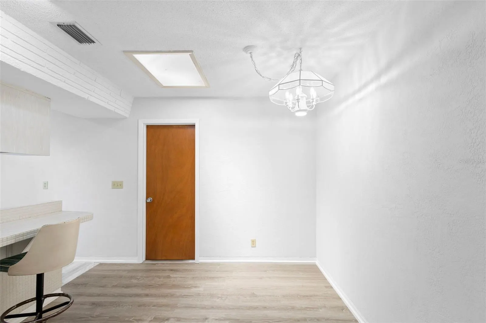 1305 SUNLAND RD