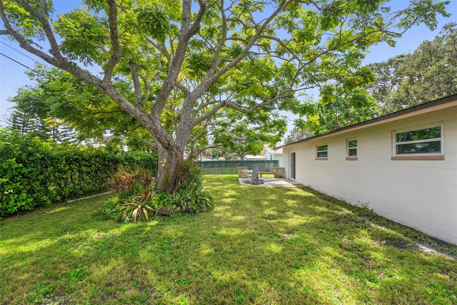 1305 SUNLAND RD