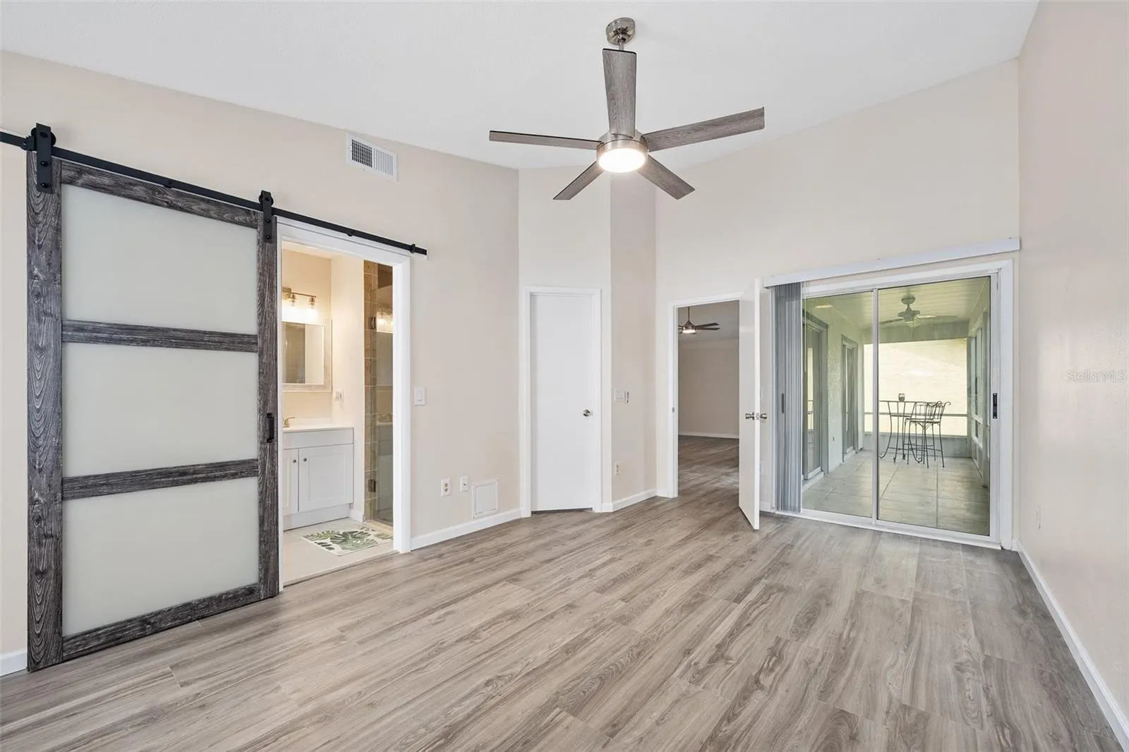 5889 WOODPOINT TER