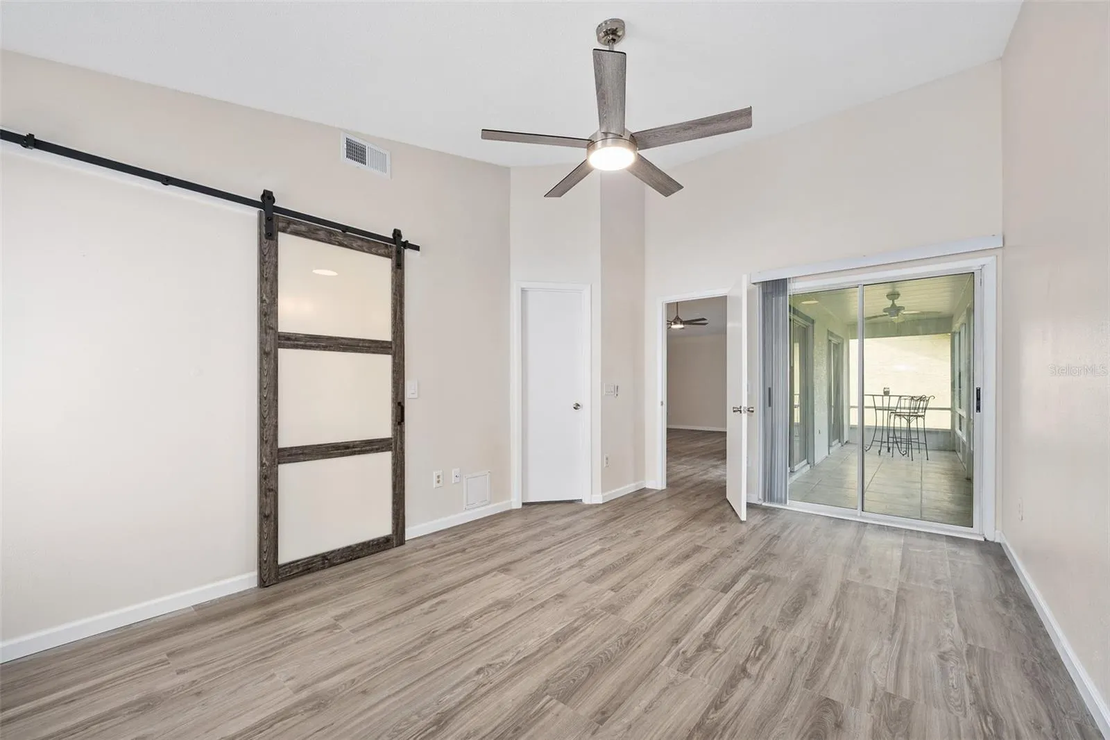 5889 WOODPOINT TER