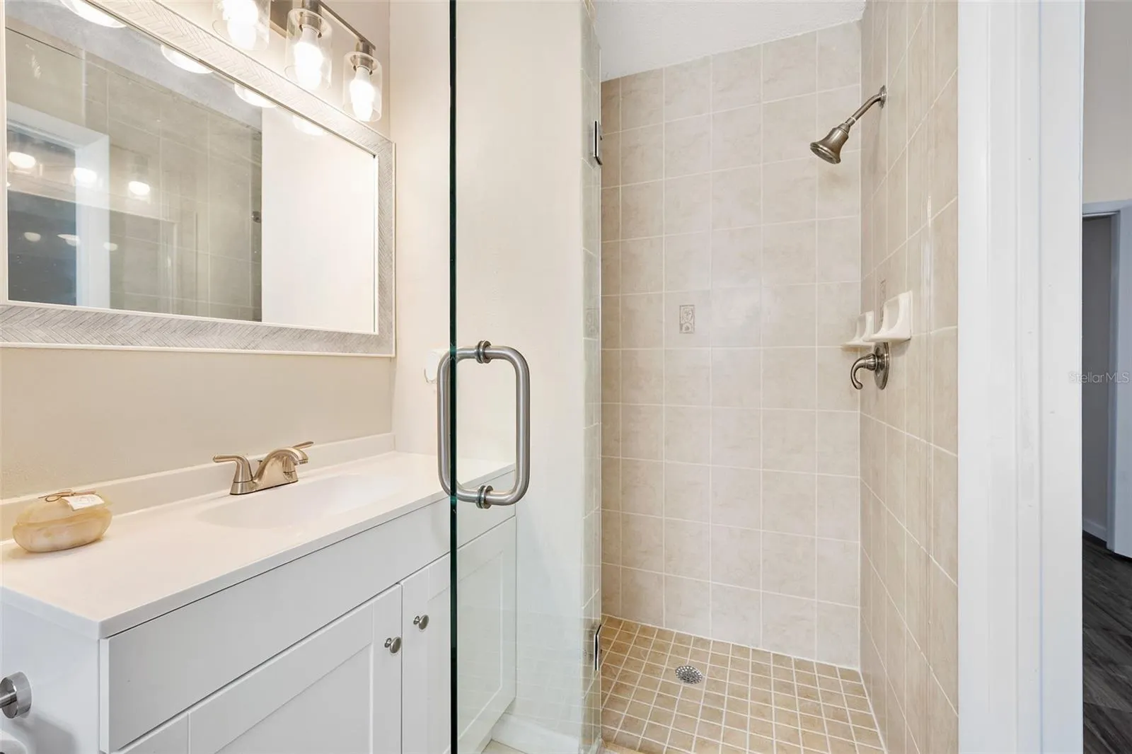 5889 WOODPOINT TER