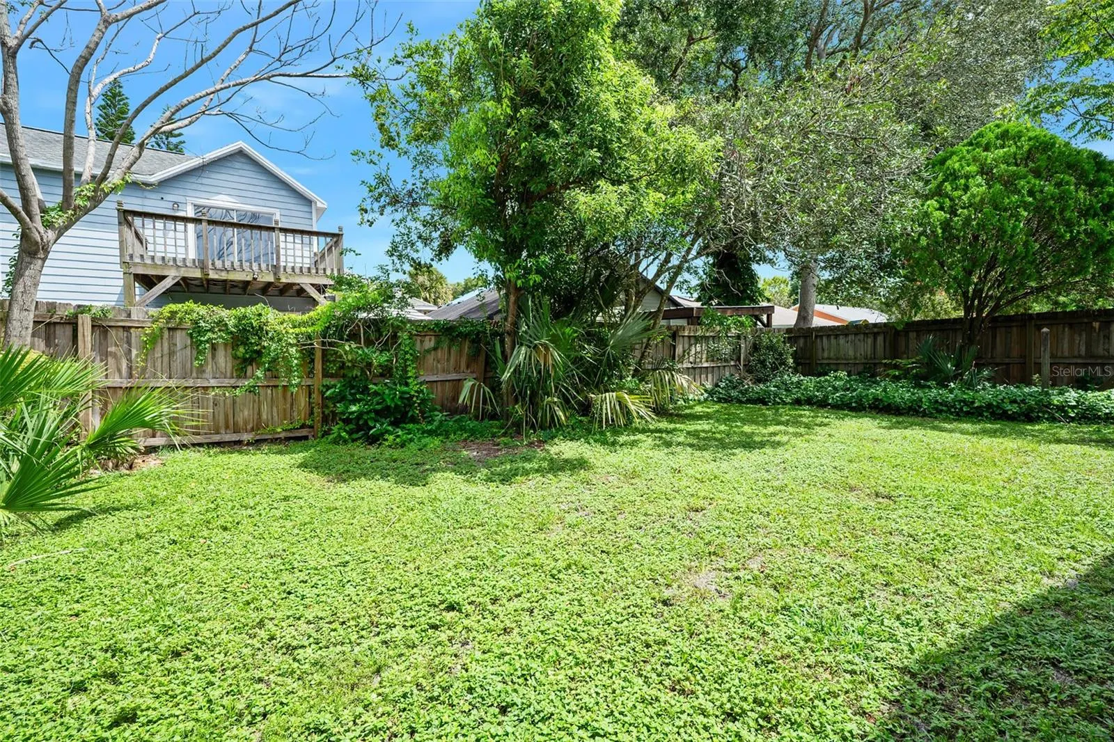 5889 WOODPOINT TER