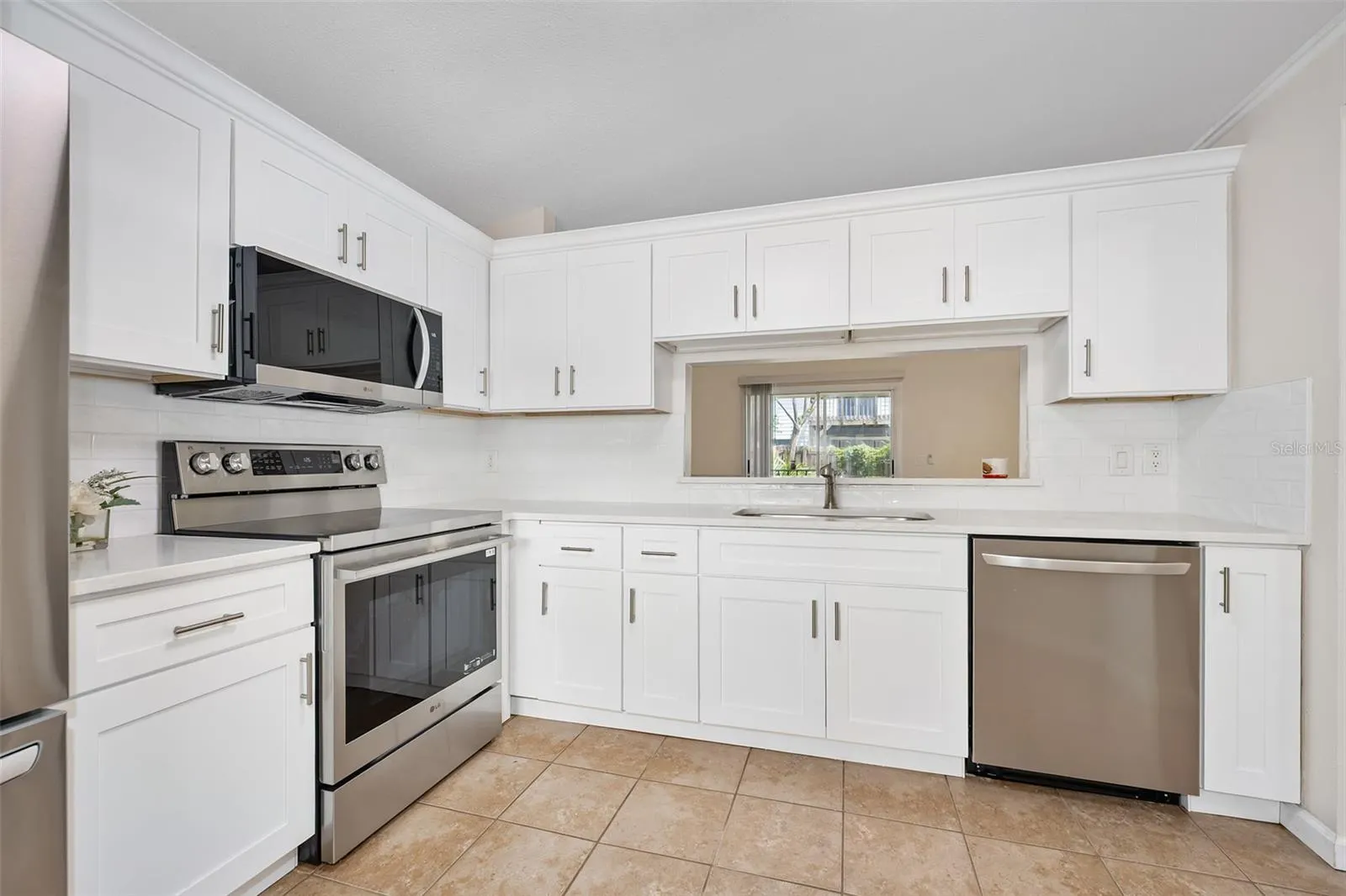 5889 WOODPOINT TER