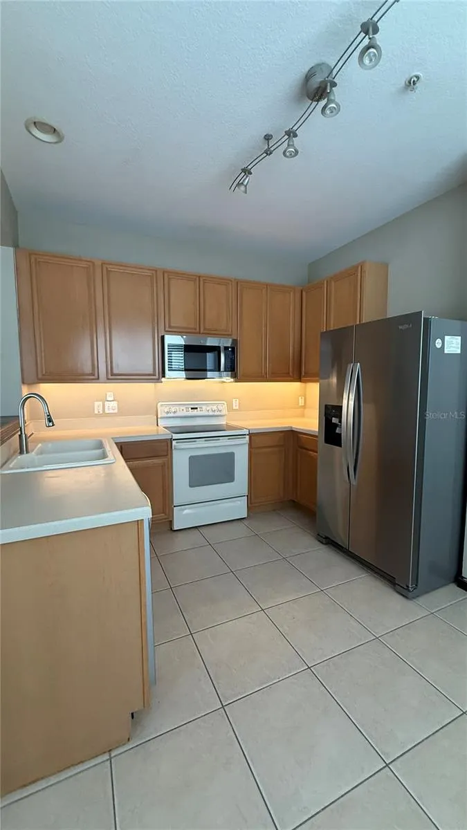 6081 TWAIN ST #101, #101
