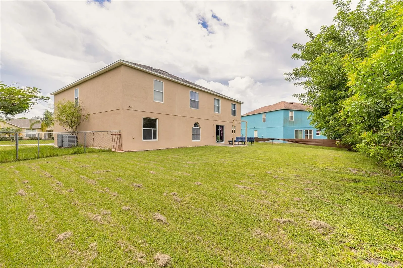 1003 DAMPIERRE CT