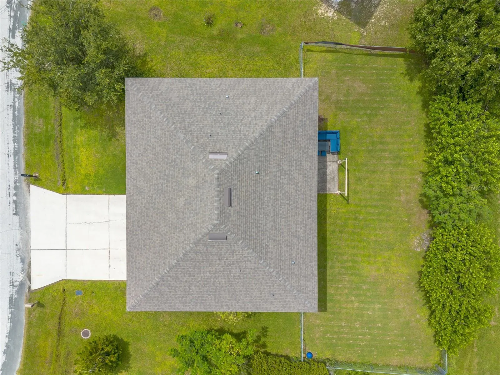 1003 DAMPIERRE CT