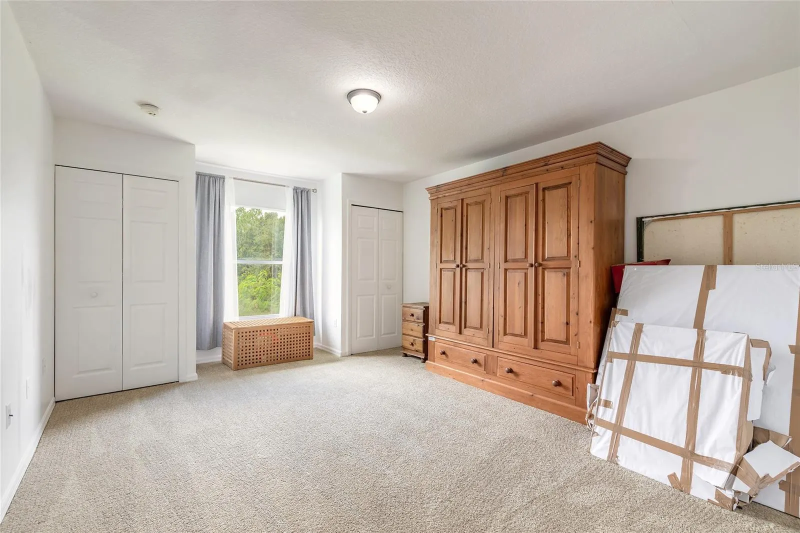1003 DAMPIERRE CT