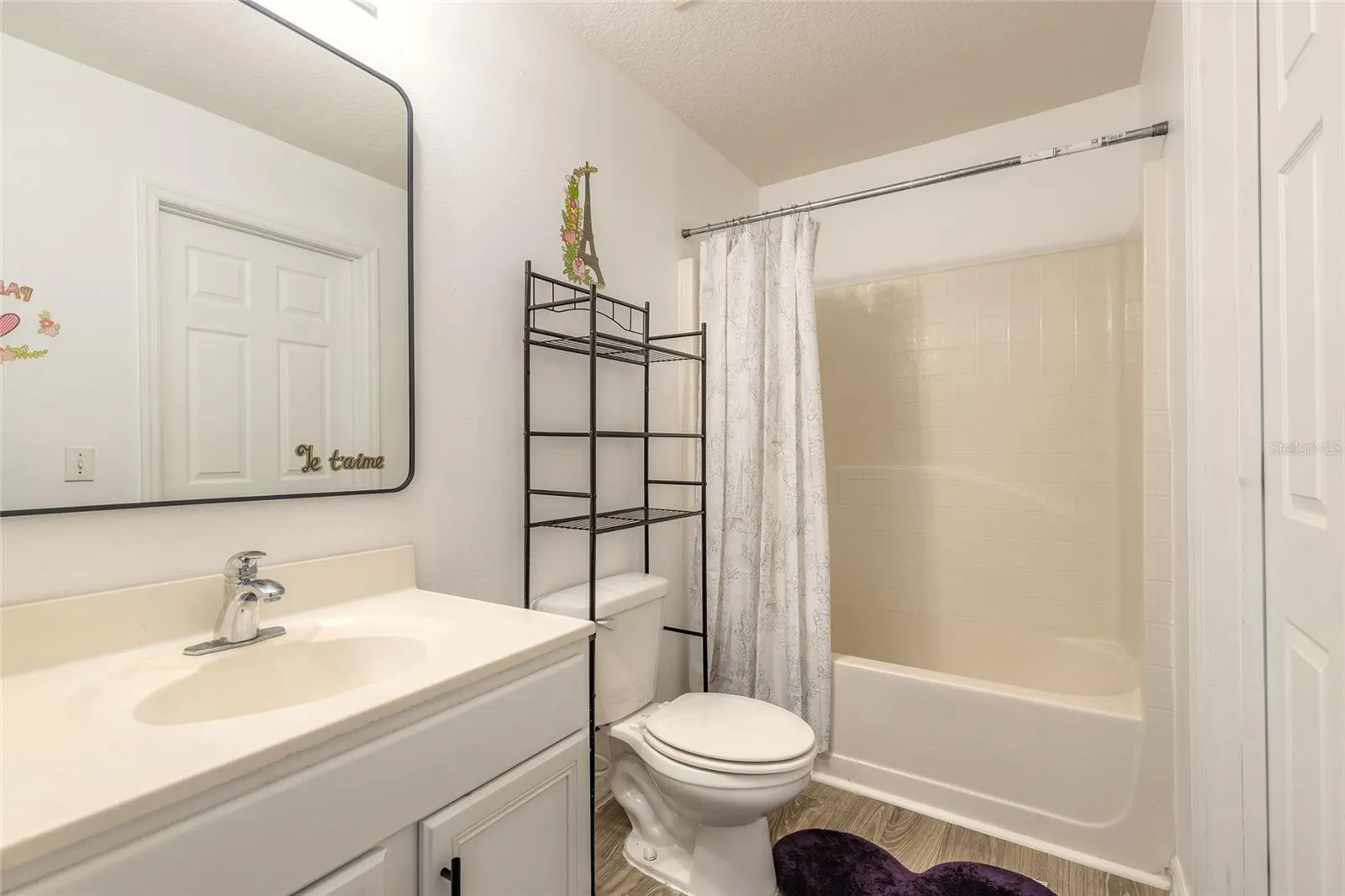 1003 DAMPIERRE CT