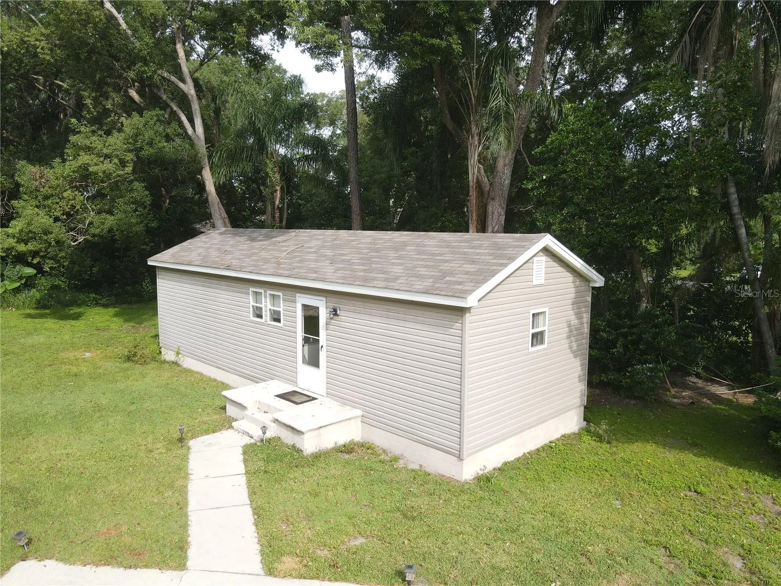 500 FOREST LAKE DR