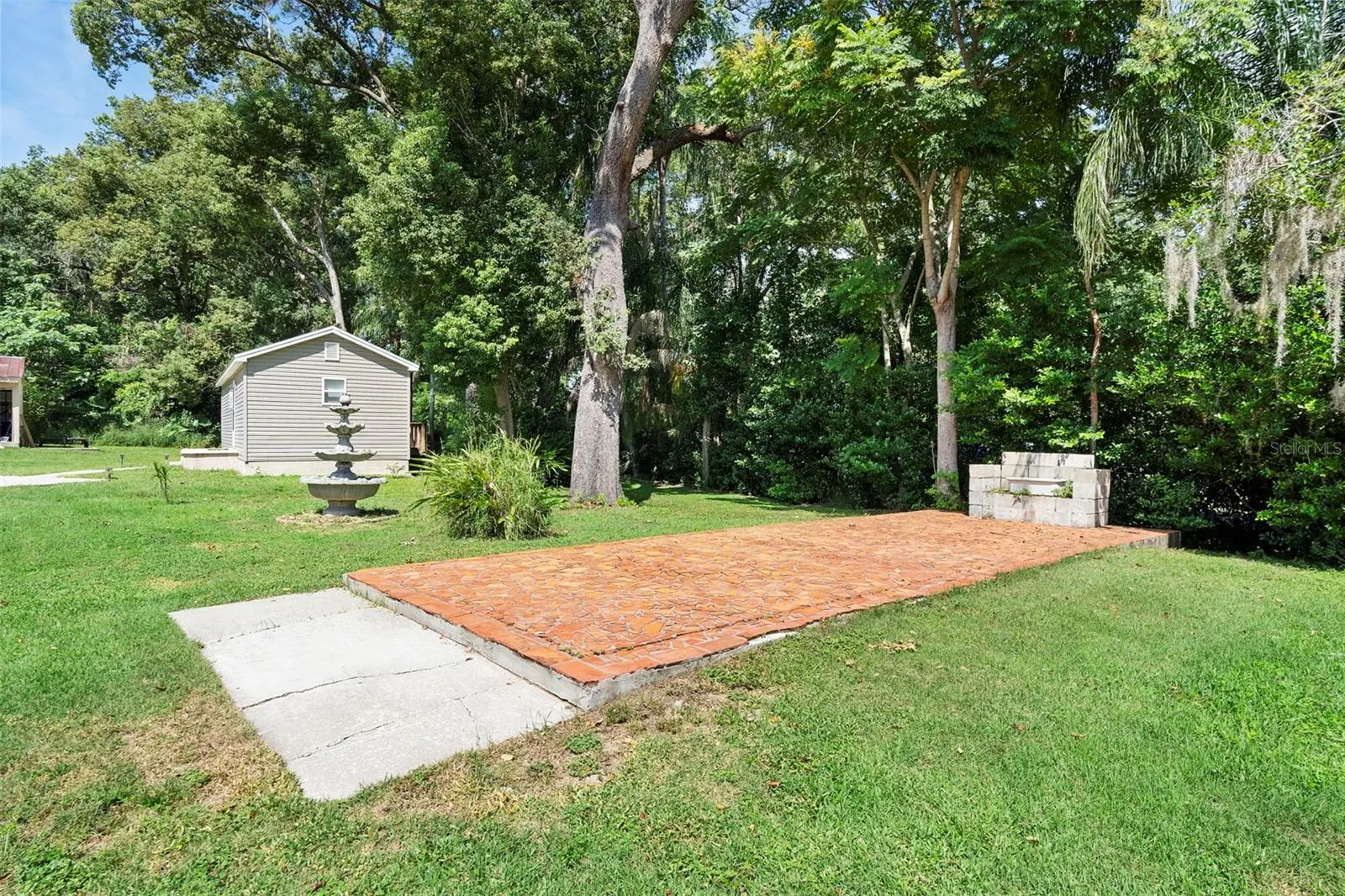 500 FOREST LAKE DR
