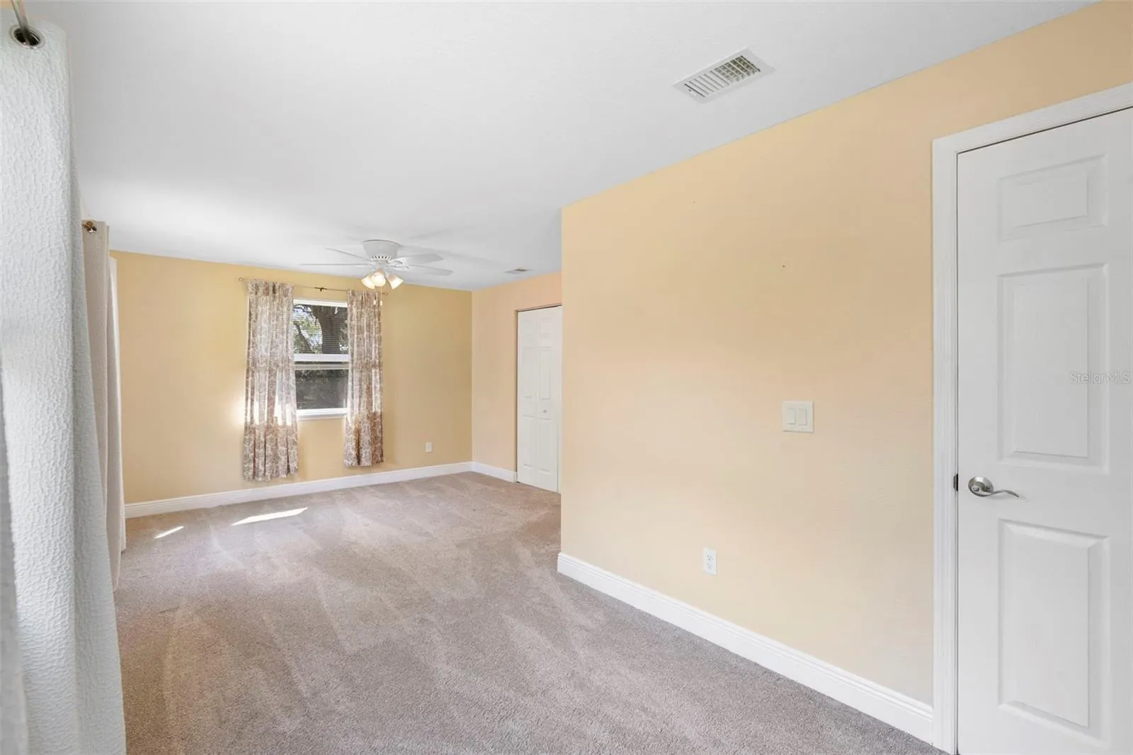 500 FOREST LAKE DR