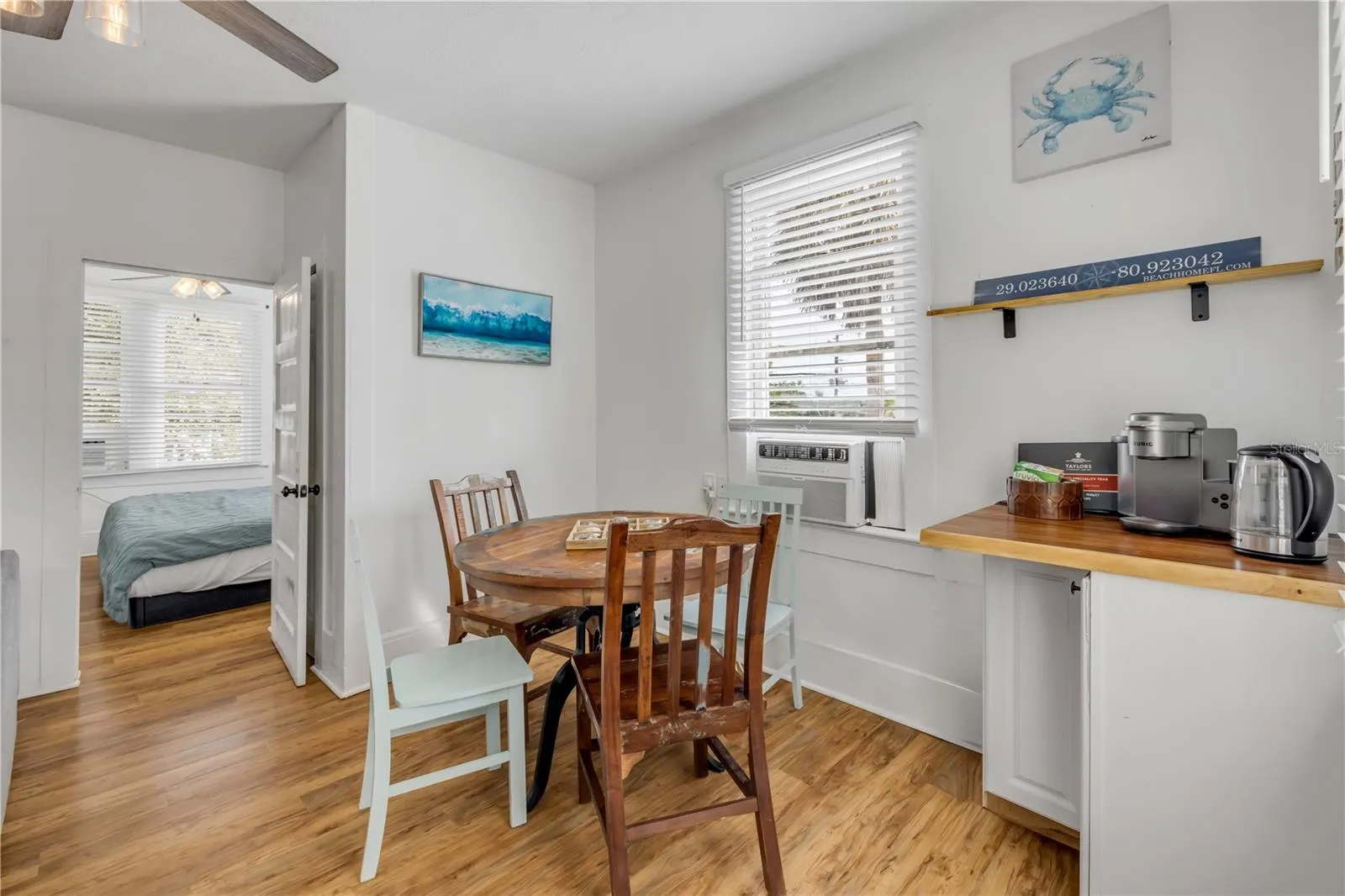 200 LIVE OAK ST