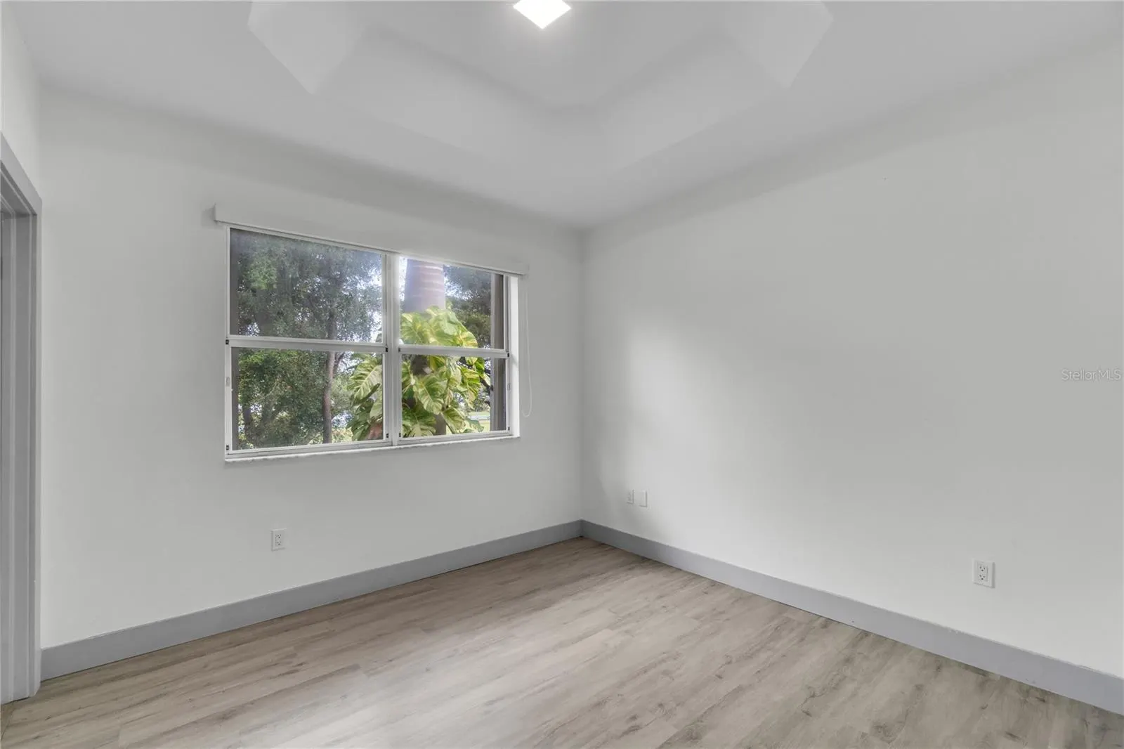 1720 NE 33RD AVE #104-5, #104-5