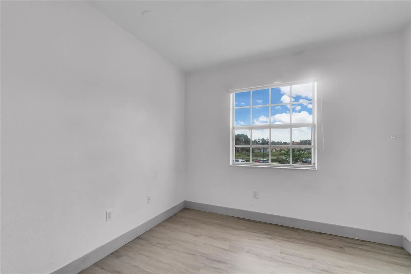 1720 NE 33RD AVE #104-5, #104-5
