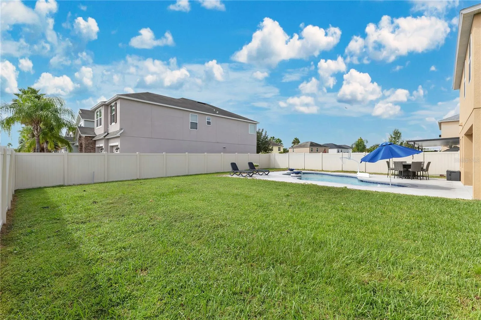 2770 MONTICELLO WAY