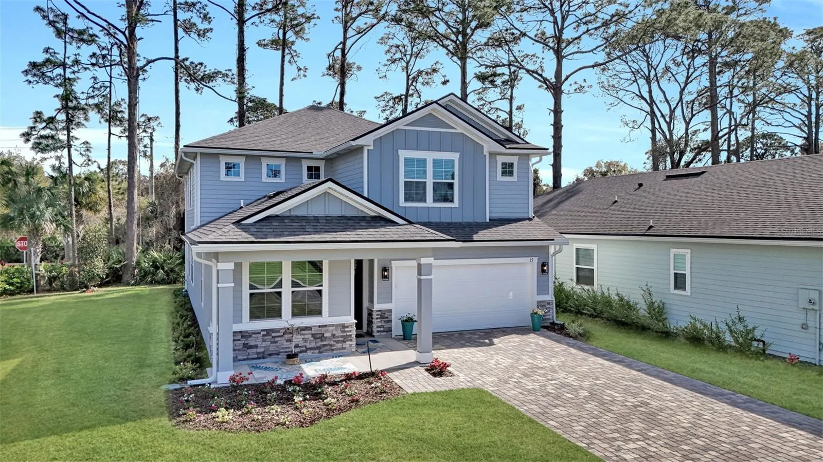 27 MOANA CT S