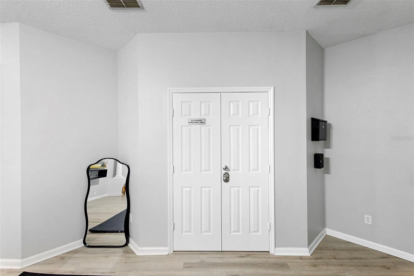 3111 RIVER BRANCH CIR