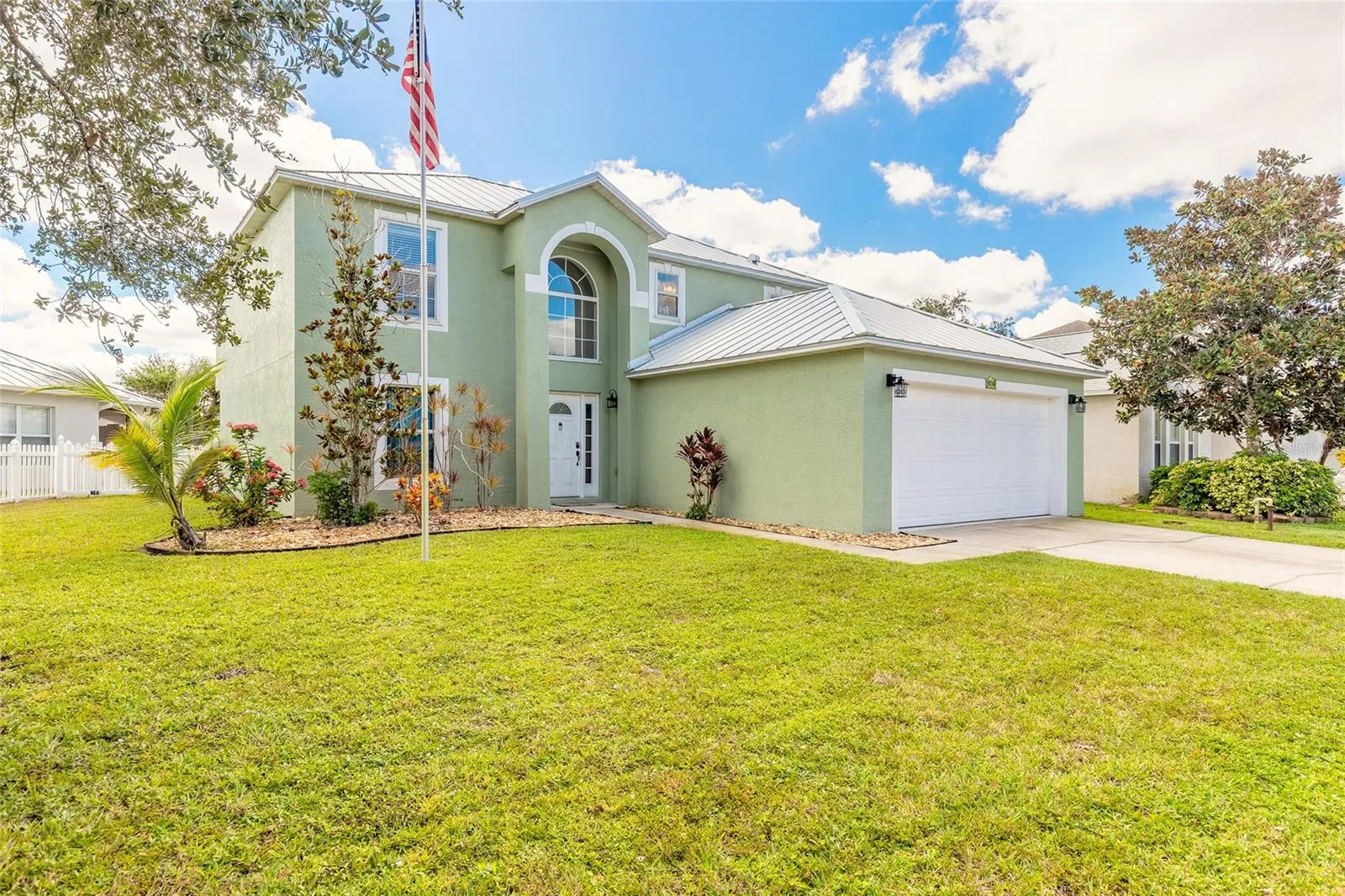 216 STONY POINT DR